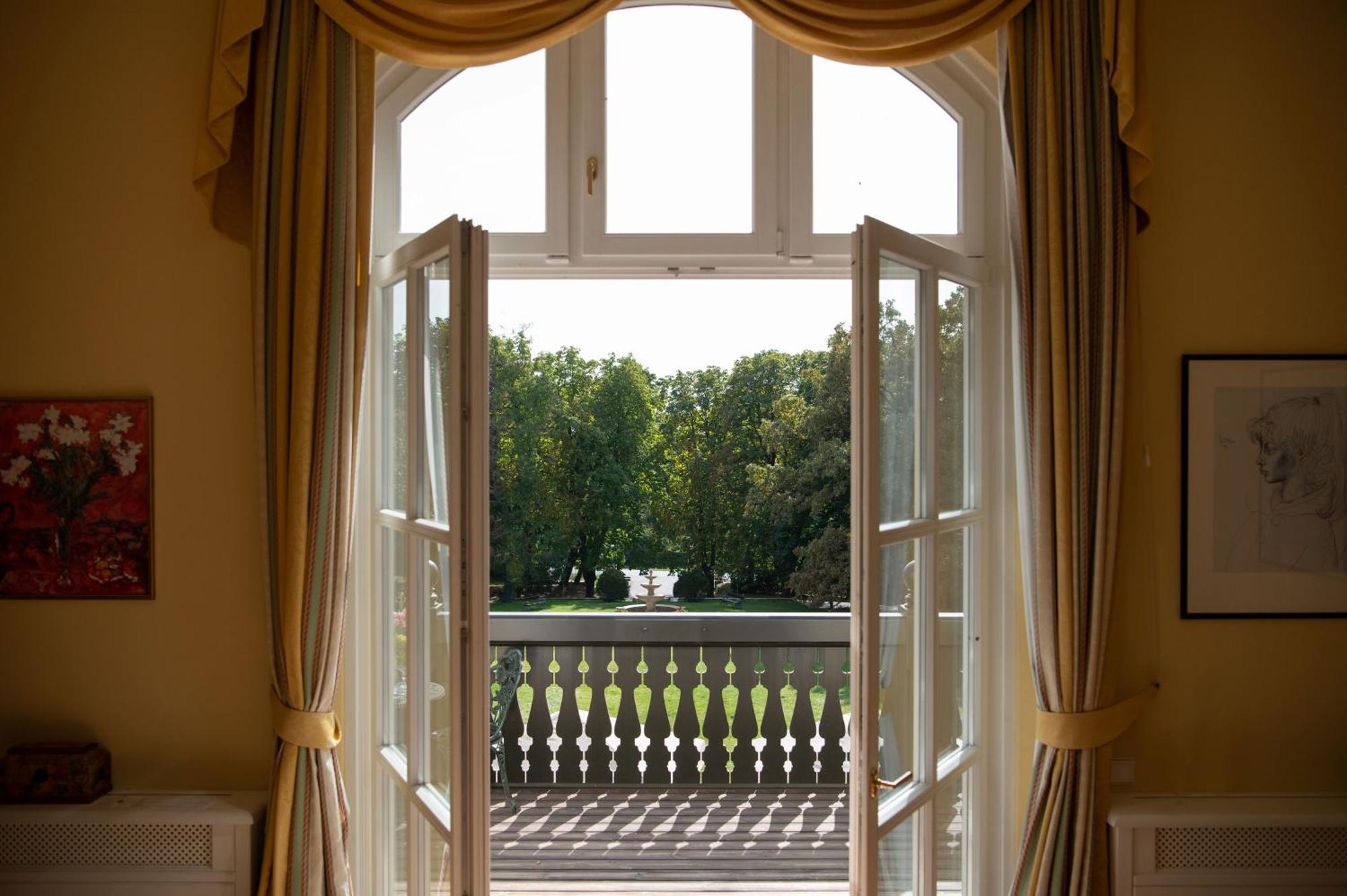 Castle Hotel Grof Degenfeld Superior Tarcal Exteriör bild